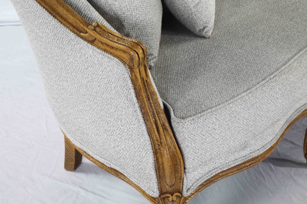 انتخاب بهترین چوب برای مبلمان کلاسیک