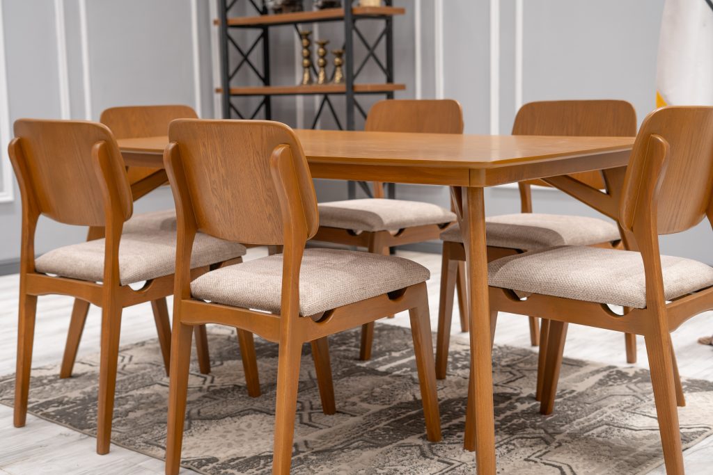 راهنمای انتخاب سرویس غذاخوری مناسب